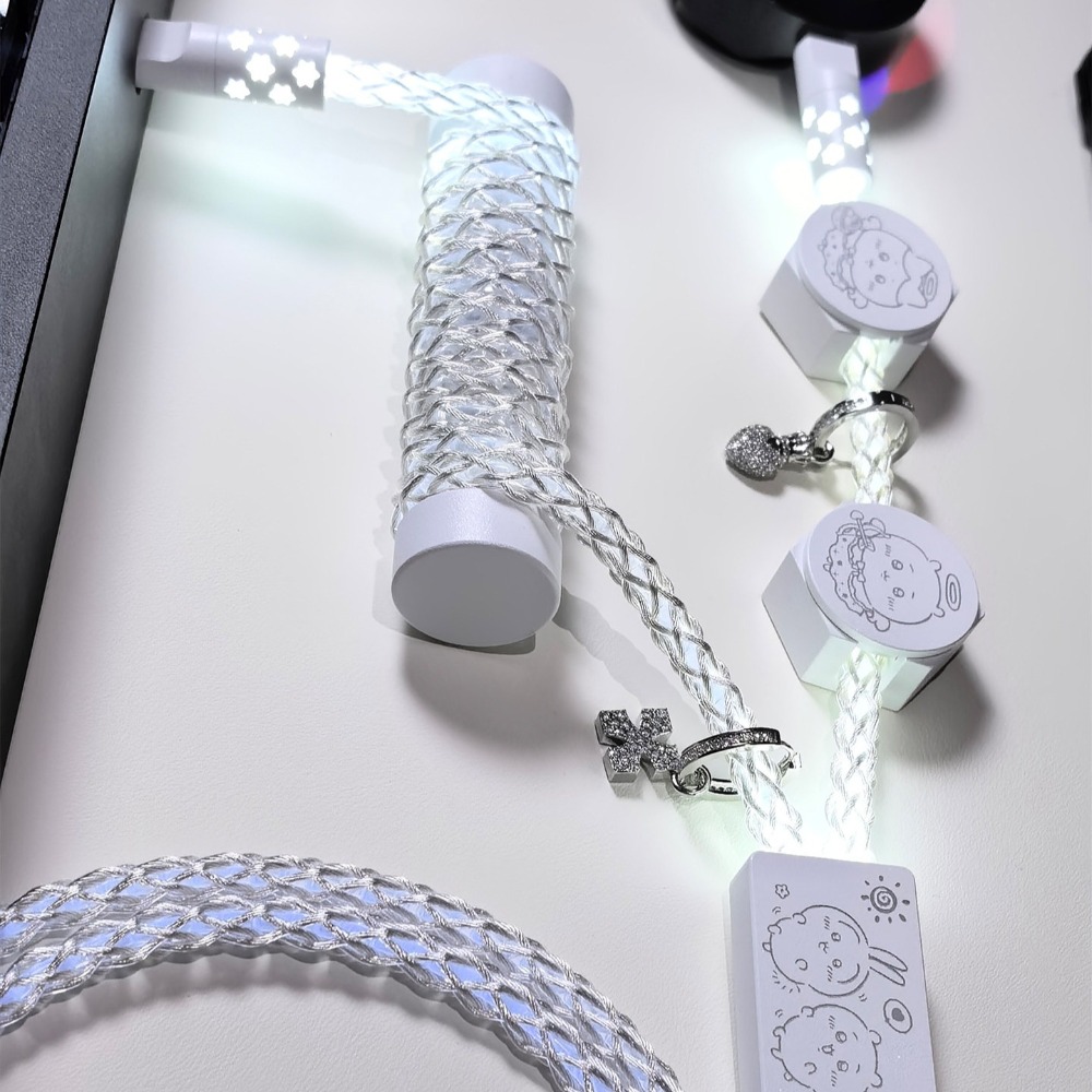 Gaming Keyboard Type C - Cable Magnético para Teclado con Luz